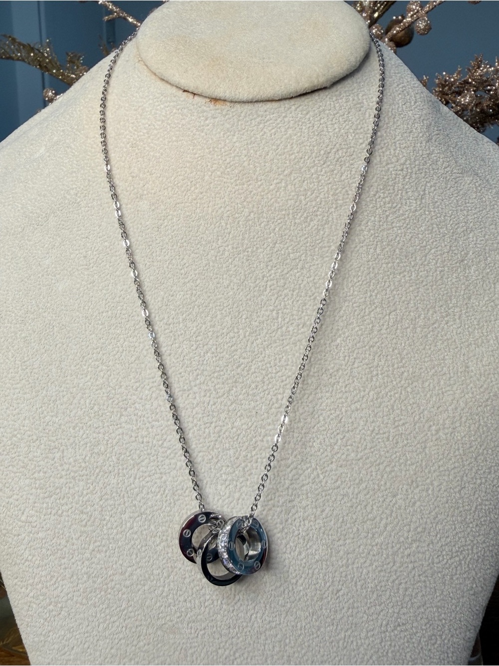 Silver-Tone Circular Pendant Necklace with Rhinestones